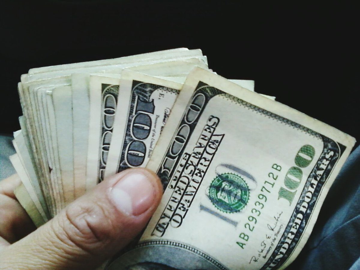 🍒💵 $50 Blessing 💵 You want it? 🍒

I plan to randomly BLESS someone who: 

🍒 Like 🍒 Share 🍒 Follow 

Do this &amp; drop your Venmo or CashAp OR PayPal 💯

🍒 IF I can get to 800 followers by SUNDAY Night Football!  

🍒 Winners Keep Winning!