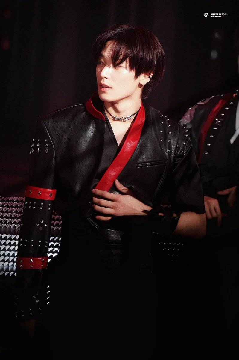 ๐ผ๐ฏ๐๐ฒ๐๐๐ถ๐ผ๐ป. tweet media