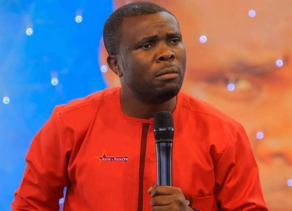 KAMA MITUME WA KWANZA WANGEKUWA KAMA MWAMPOSA NANI ANGETAMANI KUWA MKRISTU?.

Mwl. John Pambalu 

Nimemsikiliza Mtume Mwamposa akisema, " Na upande wa pili ambao wanadai LABDA wana haki zao wanadai........". Haya ni maneno ya mtumishi wa Mungu ambaye kwa hakika mpaka sasa hajui