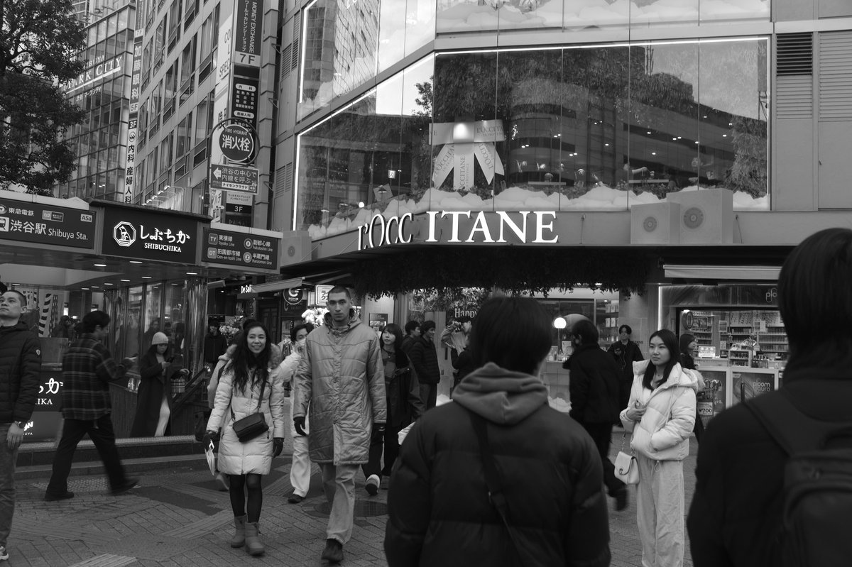 090oooo's tweet image. 【街角スナップ】
Leica M Monochrom＋SUMMILUX-M f1.4/35mm ASPH