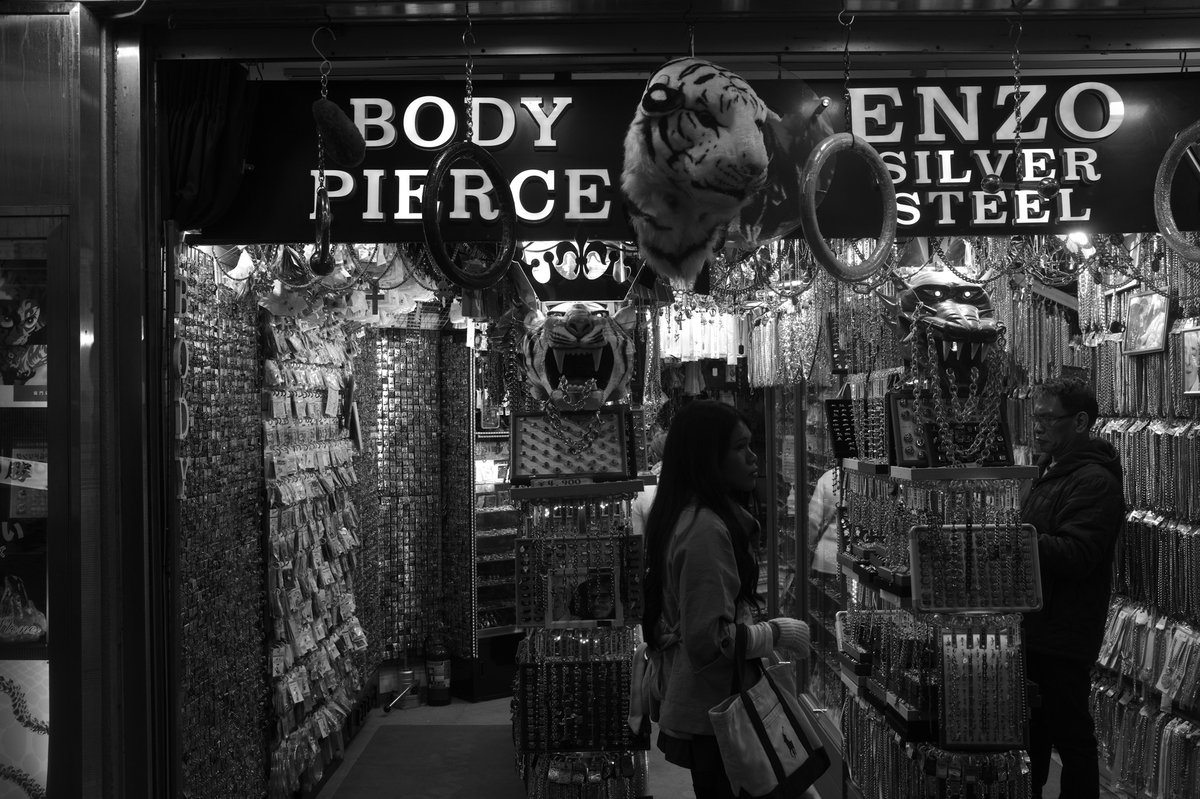 090oooo's tweet image. 【街角スナップ】
Leica M Monochrom＋SUMMILUX-M f1.4/35mm ASPH