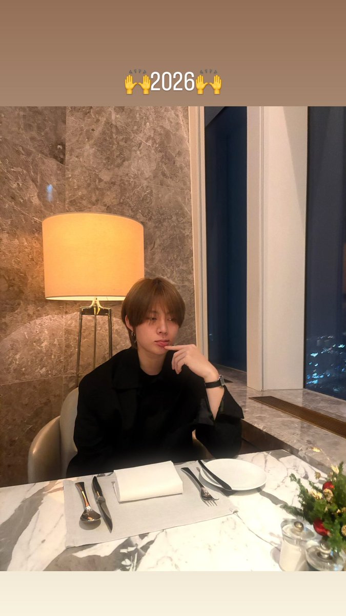 bhmini__'s tweet image. 260101 #변현민 인스타스토리
🙌2026🙌