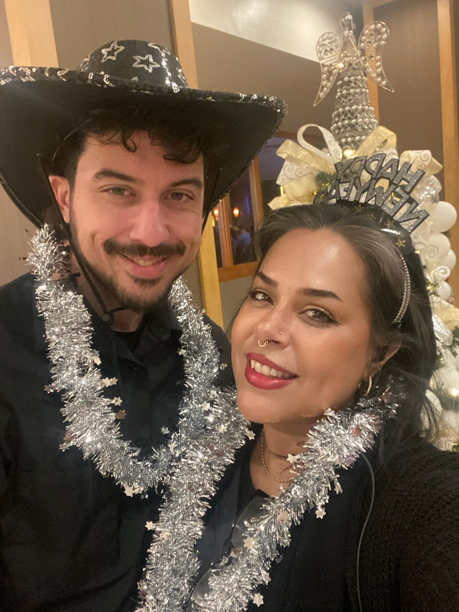 Happy new year from my girlfriend and I ! <a href="/MimiQueenbbb/">Yvette Ramos</a>