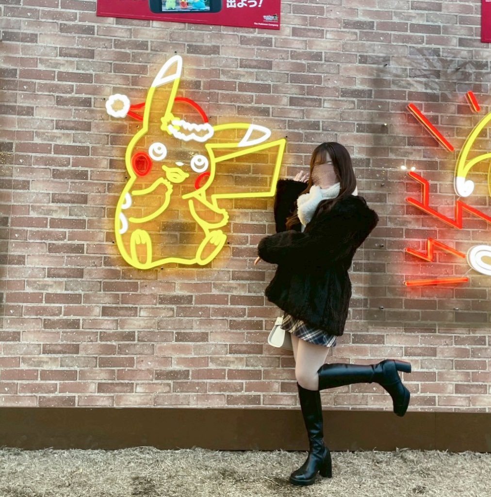 #KneeHighBoots

(𝑃𝑖𝑐𝑡𝑢𝑟𝑒 𝑐𝑜𝑢𝑟𝑡𝑒𝑠𝑦 𝑜𝑓 <a href="/_pawmi/">🤍 pon</a> )