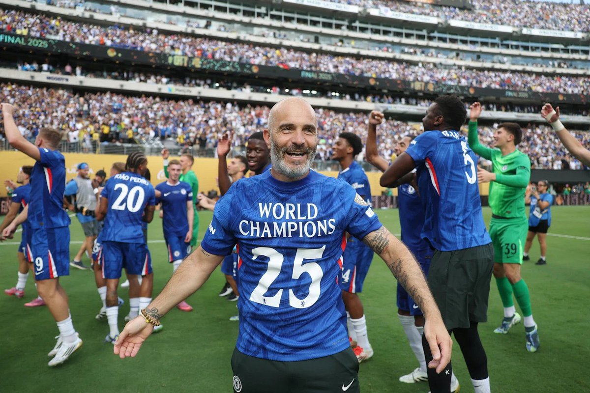 CFCLars_'s tweet photo. Thank you Maresca, go smash it at City next season. You gave me hope that this club could be great once again, I see now that it will never work with those upstairs. I hope to see you manage us once again once this fight is over. I wish you all the best Gaffer, thank you. https://t.co/cK1Nk2OGuL