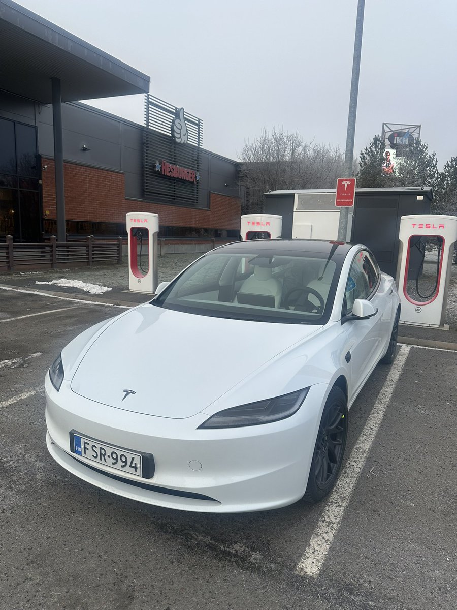 uusi auto uudet kujeet 👍