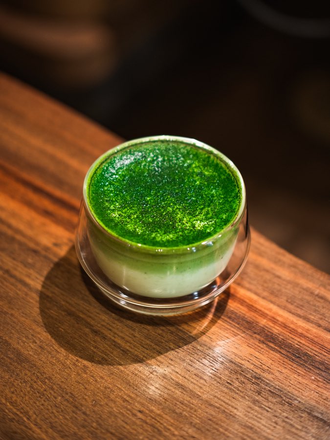 three_sancha's tweet photo. Seasonal Cafe Drink
抹茶甘酒Latte / ほうじ茶甘酒Latte

「久保田」で使われている米と麹、仕込み水を使用した麹甘酒を使用。
砂糖不使用の米麹本来の自然で上品な甘味と抹茶やほうじ茶本来の旨味が合わさった、寒いこの季節に飲みたい1杯です。 https://t.co/ejl468rVm9