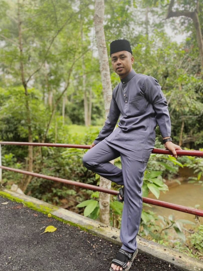 _IkhwanHanif's tweet photo. @_PokBae Hey @grok can replace background with snow ? https://t.co/eDrnvPOZFE