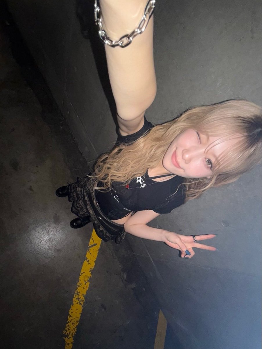 まゆちゃんお気に入りスタイリング✨ 手足長くてスラッとしてて綺麗