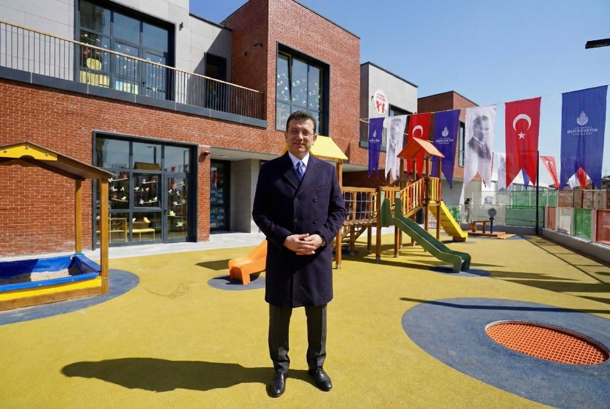 Dünyanın en yüksek nüfusa sahip ülkesi Çin, “yeşil, verimli, teknolojik” odaklı kalkınma planlarında, erken çocukluk eğitimini, yani kreşleri özel vurgu ile halkına vadediyor. 

2019’da İstanbul’da göreve başladığımızda kreş sayısı “0”dı, 
2025’te faal “Yuvamız İstanbul” kreş