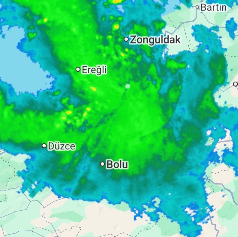 Batı Karadeniz'de özellikle Düzce-Zonguldak-Bolu üçgeninde acayip bir kar var. Bolu'da zaten kar vardı üzerine bir daha yağıyor. Efsane... ❄️⚡️