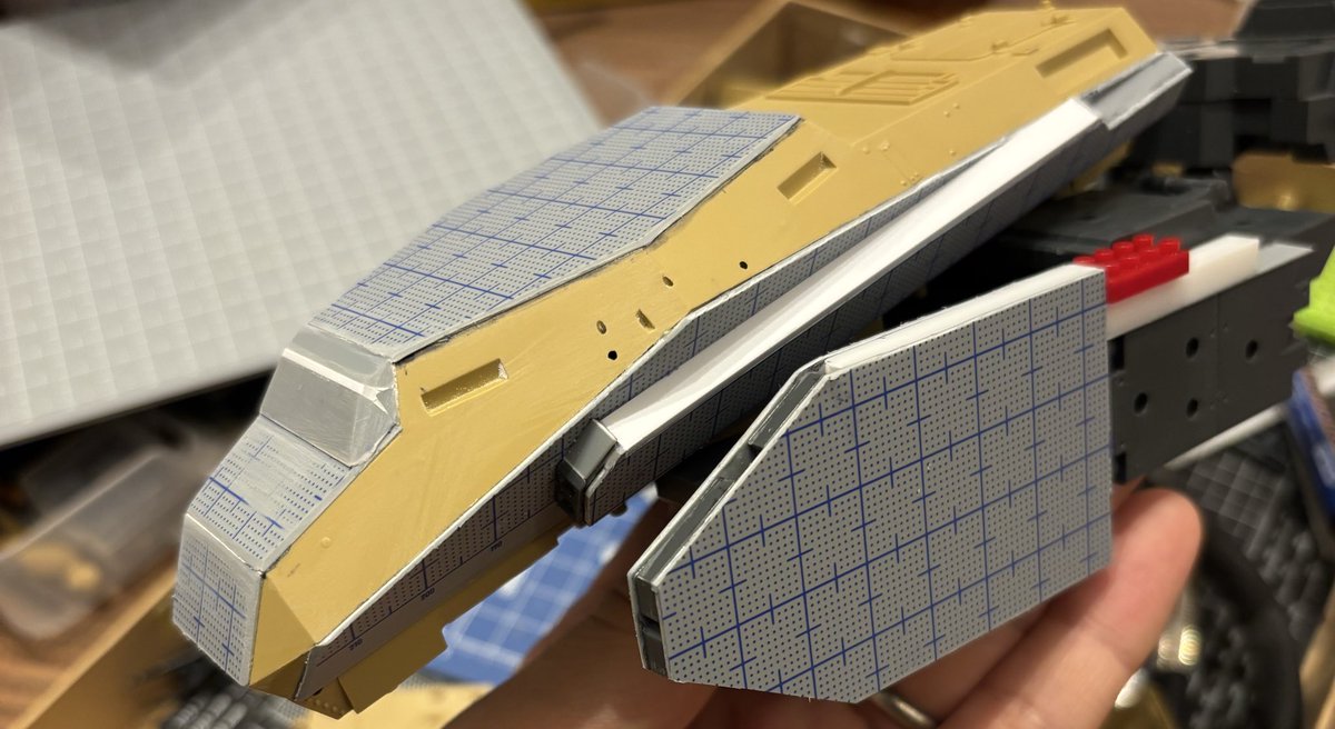 #フロントミッション
#大型機動兵器
少し進んだ。
今回は機体が大きいので、保管も考え、分割出来るように組み立てていく。プチブロックがいい仕事してくれている🤩