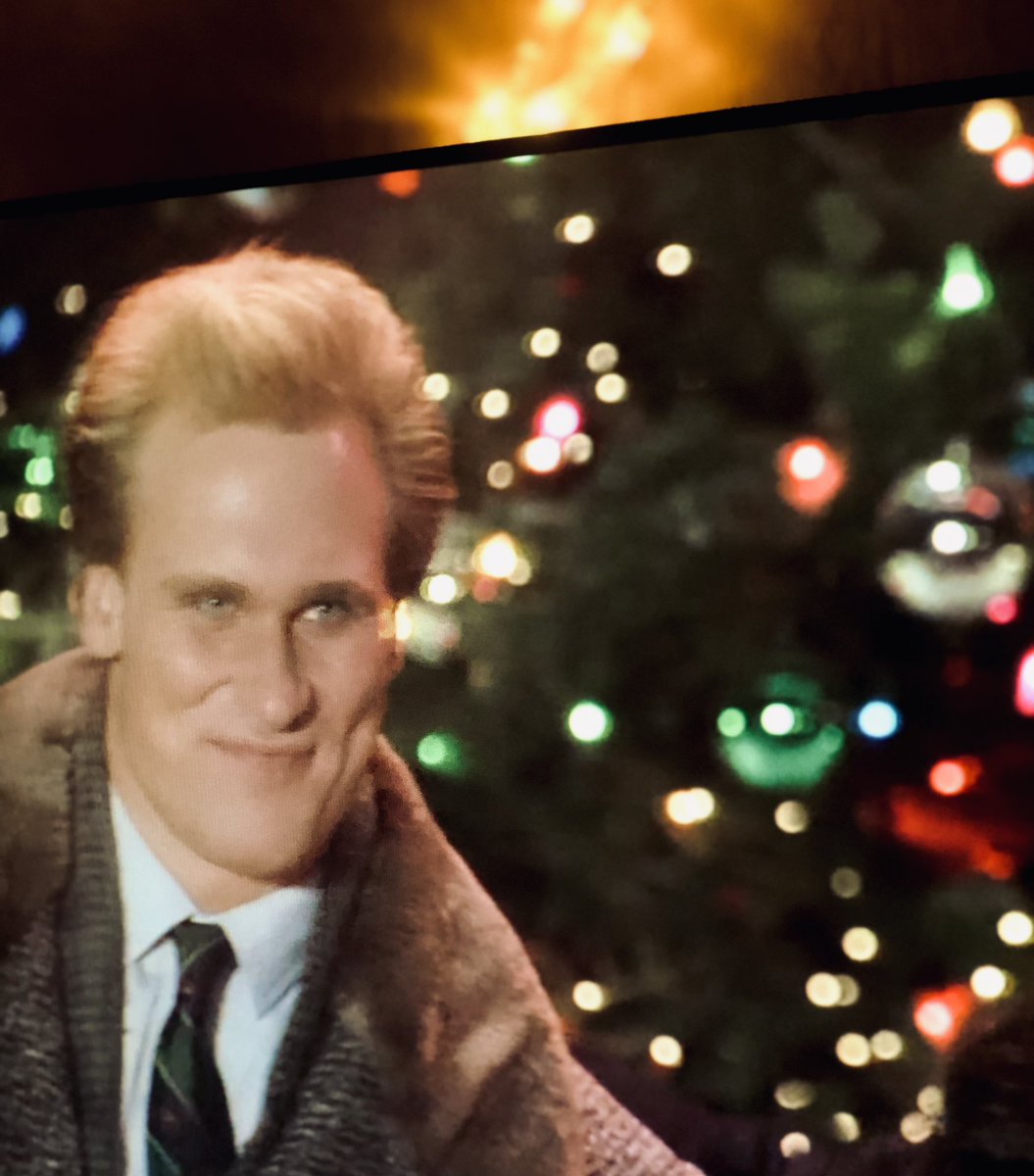 danaton's tweet image. никак не ожидал увидеть никиту кукушкина в batman returns 1992