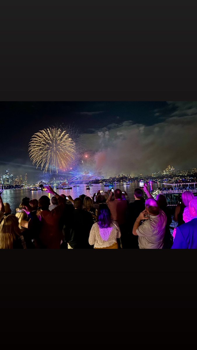 Not Out Travel tweet media