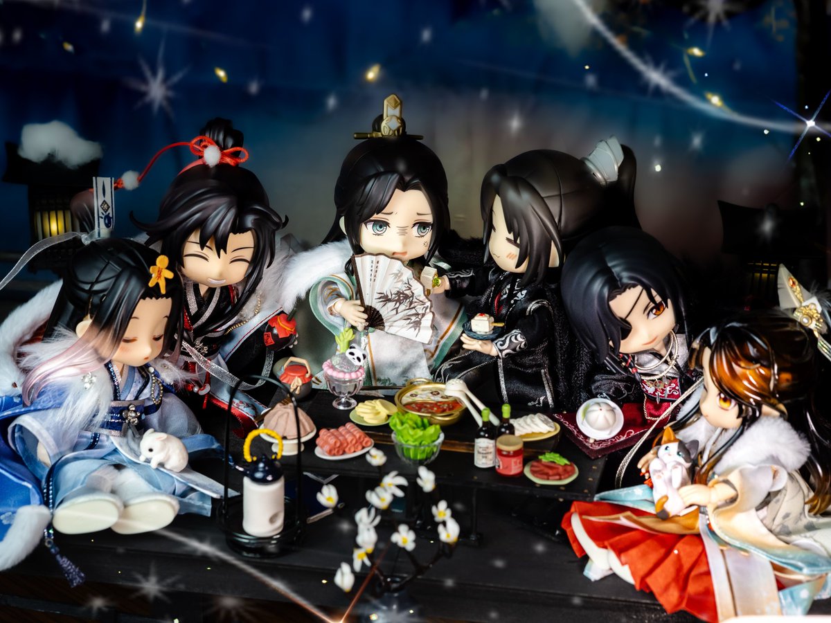 ayinaht's tweet photo. When you invited the Three Realms to dinner🍲🍲🍲

​"New Year’s Resolution: Survive this dinner party. 😂🥂" 

✨️✨️HNY 2026✨️✨️ https://t.co/sXrbvg0Ha7