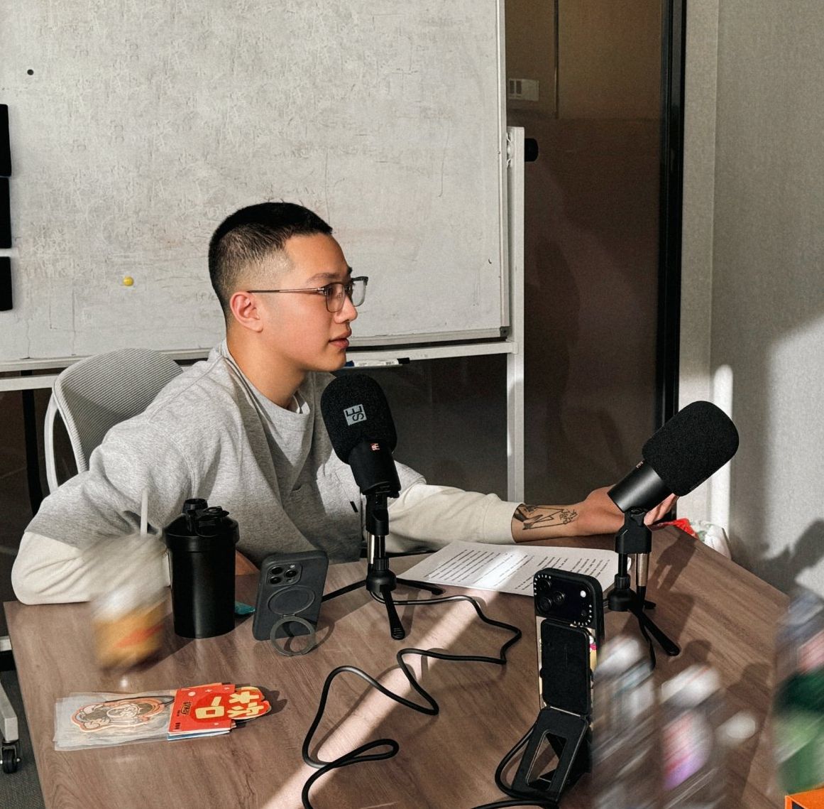 lkldimple's tweet image. first day of 2026 with guanlin! 🥹🫂