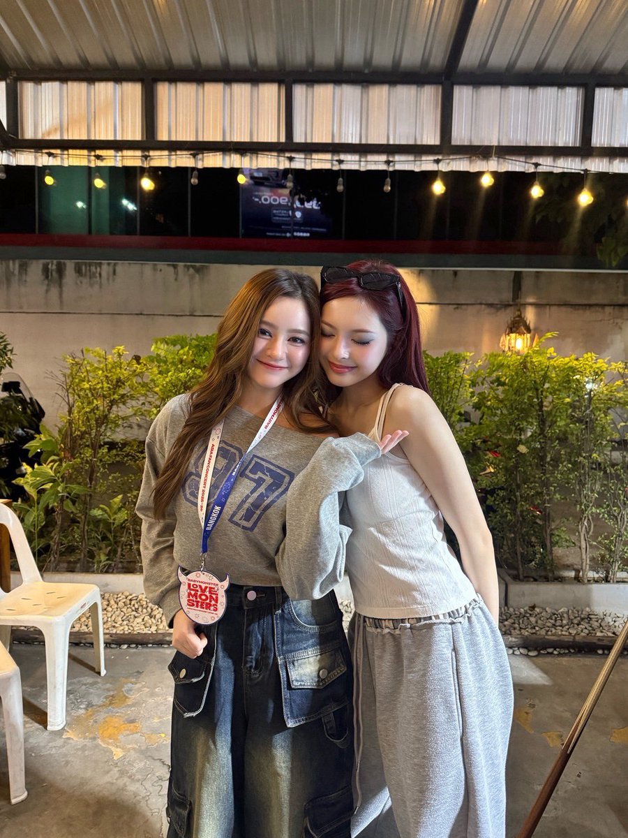 mimrtd's tweet image. So proud of you🤍