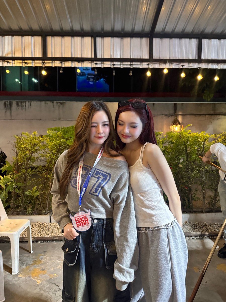 mimrtd's tweet image. So proud of you🤍