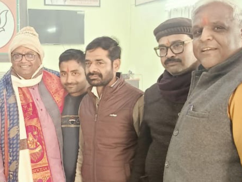 हनुमानजी के पाठ से शुरु हुआ नव वर्ष। आराध्य हम सबका मंगल करें।<a href="/mukeshmishra/">Mukesh Mishra</a>.
@shivampandaysnb