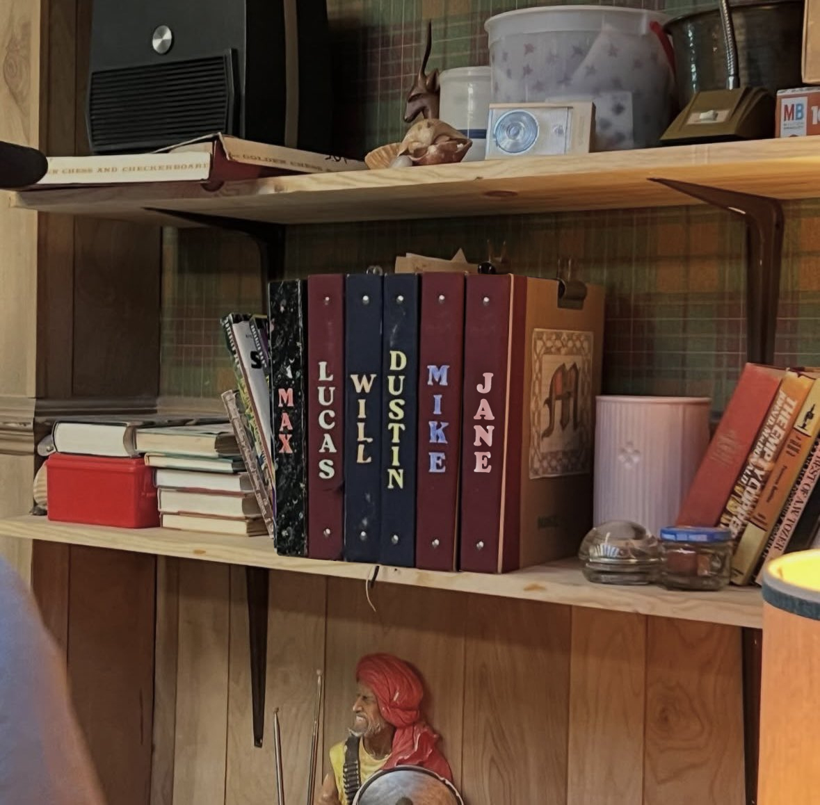 내가 엘 책도 만들어옴
그냥 이름 같이 있는거 보고싶어서