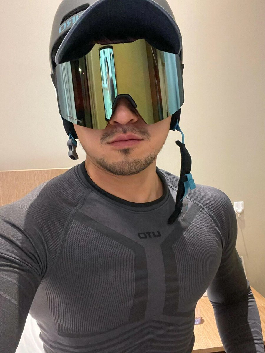 明日のスキーの準備はできました。