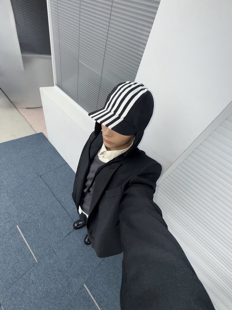 XH_official's tweet image. C그📸

#XdinaryHeroes 
#Ode #오드