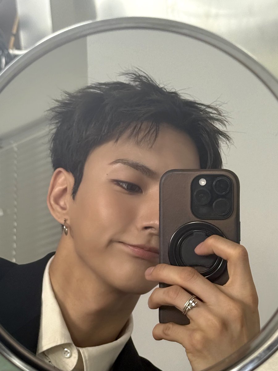 XH_official's tweet image. C그📸

#XdinaryHeroes 
#Ode #오드