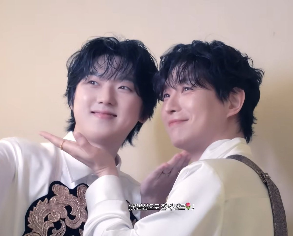 유닛포카 나왔어요? 줬어요? 저 받았나요?