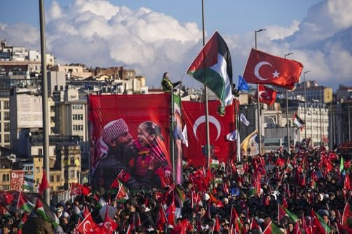 Sinmek yok...
Susmak yok.
#GazzeyiUnutma