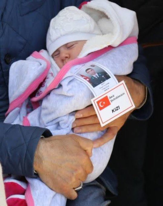 Ülkesini seven bu fotoğrafı UNUTMASIN. 🇹🇷