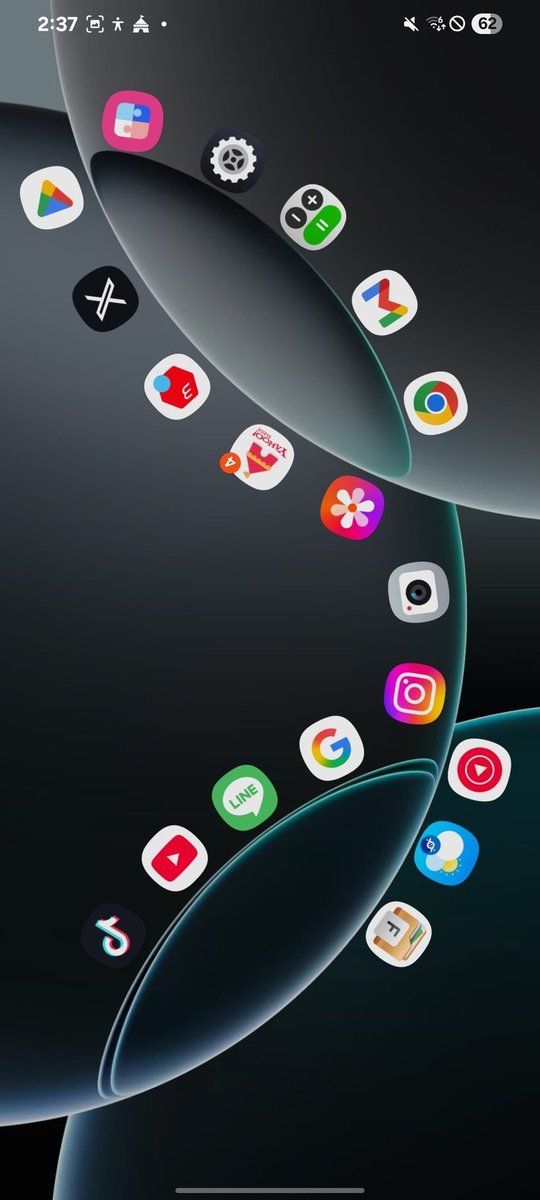 S20の時の写真だけど改めて見てもGALAXYって自由度えぐいな
他のところじゃ絶対に真似出来んホーム画面