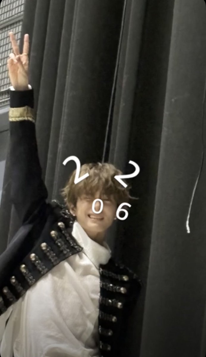 朝光さんのこの屈託のない笑顔がほんまに好きでして…😭今年も勝手ながら私の人生を託しますのでどうかお力添えいただければ幸いです😭