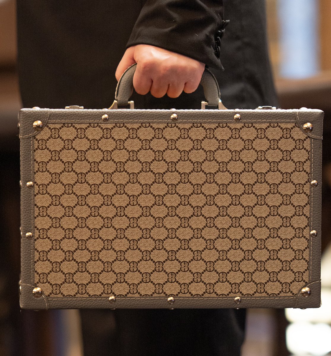 أحمد آل غالب tweet media