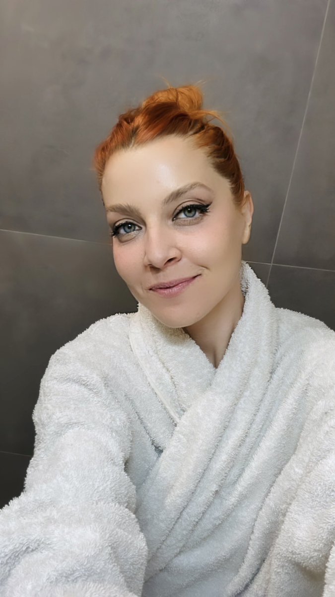 Buon anno bellezze 🧡
Propositi per 2026?