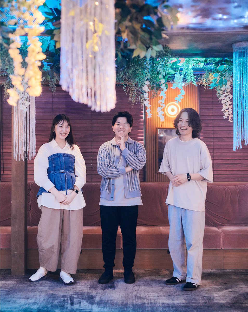 tomareru_engeki's tweet photo. 🎠𝐻𝐸𝐿𝐿𝑂 𝟸𝟶𝟸𝟼🎠

新年あけましておめでとうございます。
2026年も泊まれる演劇は、大阪と京都で 2つの体験をお届けいたします。
ホテルとエンターテイメントの新しい未来へ、大疾走!!

2026.1.1
株式会社水星
花岡 直弥・飯嶋 崇・小林 真衣 https://t.co/52DS6E90HE