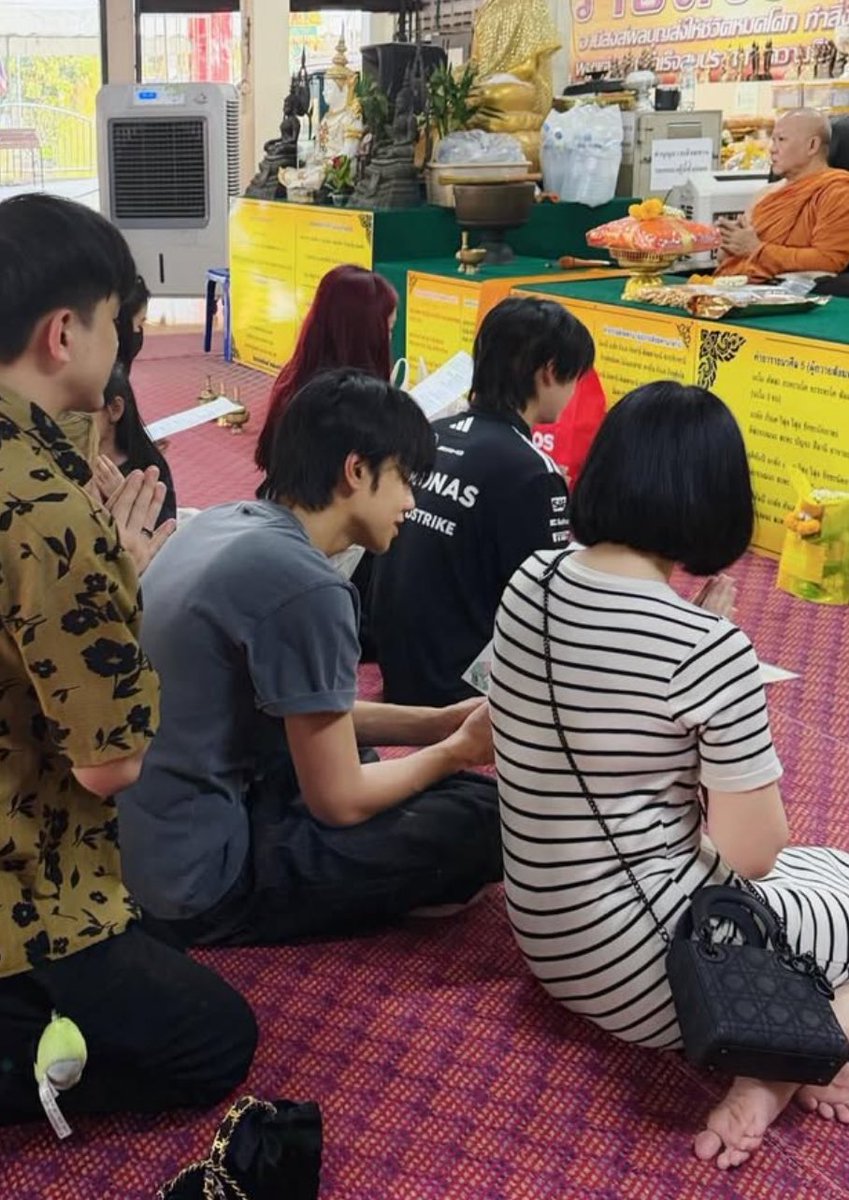 decem2er's tweet image. ภีมไปทำบุญกับครอบครัวเป้อ 😭😭😭😭😭😭😭😭😭😭