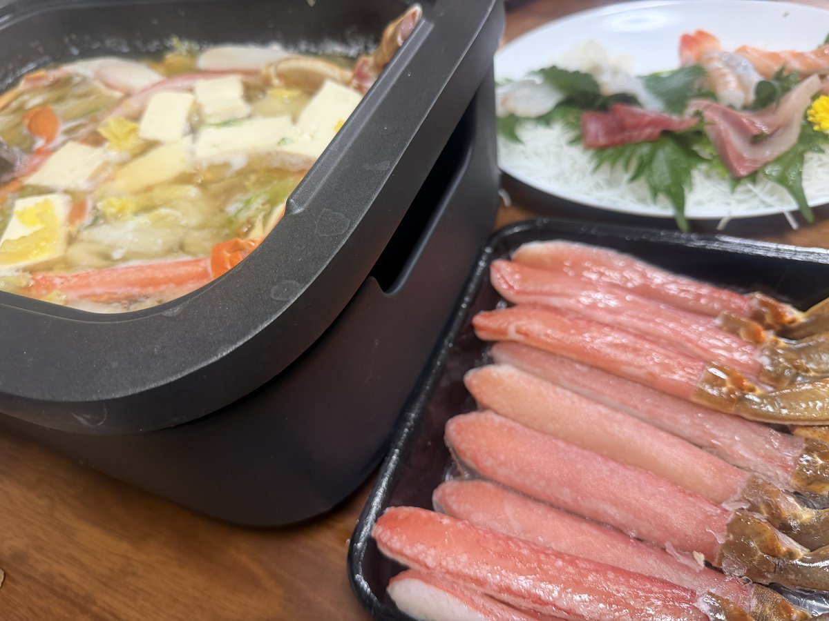 j19ttp's tweet image. かにしゃぶ100本バトル🦀