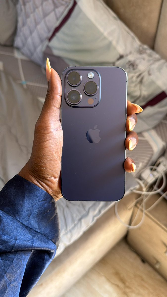 Mz_Tosyn's tweet image. I have this IPhone 14 Pro for sale, 256gb,  battery life 100%
It’s going for 800k. Please Repost.