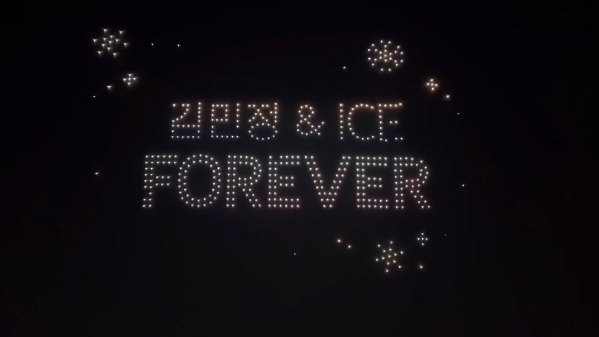 soshirevelae's tweet photo. "Happy Winter Day ICE 🤍 WINTER"

"I'll stay with you &amp; get soaked in the rain together until you see BLUE"

"Kim Minjeong &amp; ICE FOREVER"

"Minjeong-ah we'll love you with all our sincerity forever"

🤍🤍🤍 https://t.co/wh2YWJqGLi
