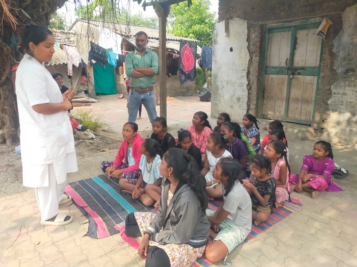 આજ રોજ આરોગ્ય વિભાગ, જિ.પ. નવસારીના આયુષ્માન આરોગ્ય મંદિર ખડસુપા તા.નવસારી દ્વારા કિશોરીઓને આરોગ્યલક્ષી શિક્ષણ આપવામાં આવ્યું.
#Healthcareforall #HealthAwareness
<a href="/CollectorNav/">Collector & DM Navsari</a> <a href="/DdoNavsari/">DDO Navsari</a> <a href="/InfoNavsariGoG/">Info Navsari GoG</a> <a href="/HealthDeptGuj/">Health Department Gujarat</a> <a href="/mdnhmgujarat/">Mission Director,National Health Mission,Gujarat</a> <a href="/prafulpbjp/">Praful Pansheriya</a> <a href="/OfficerIec/">IEC: SBCC cell-Gujarat</a>