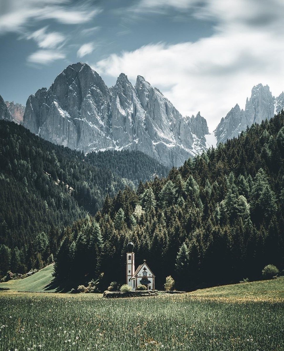 Dolomites, Italy 🍃