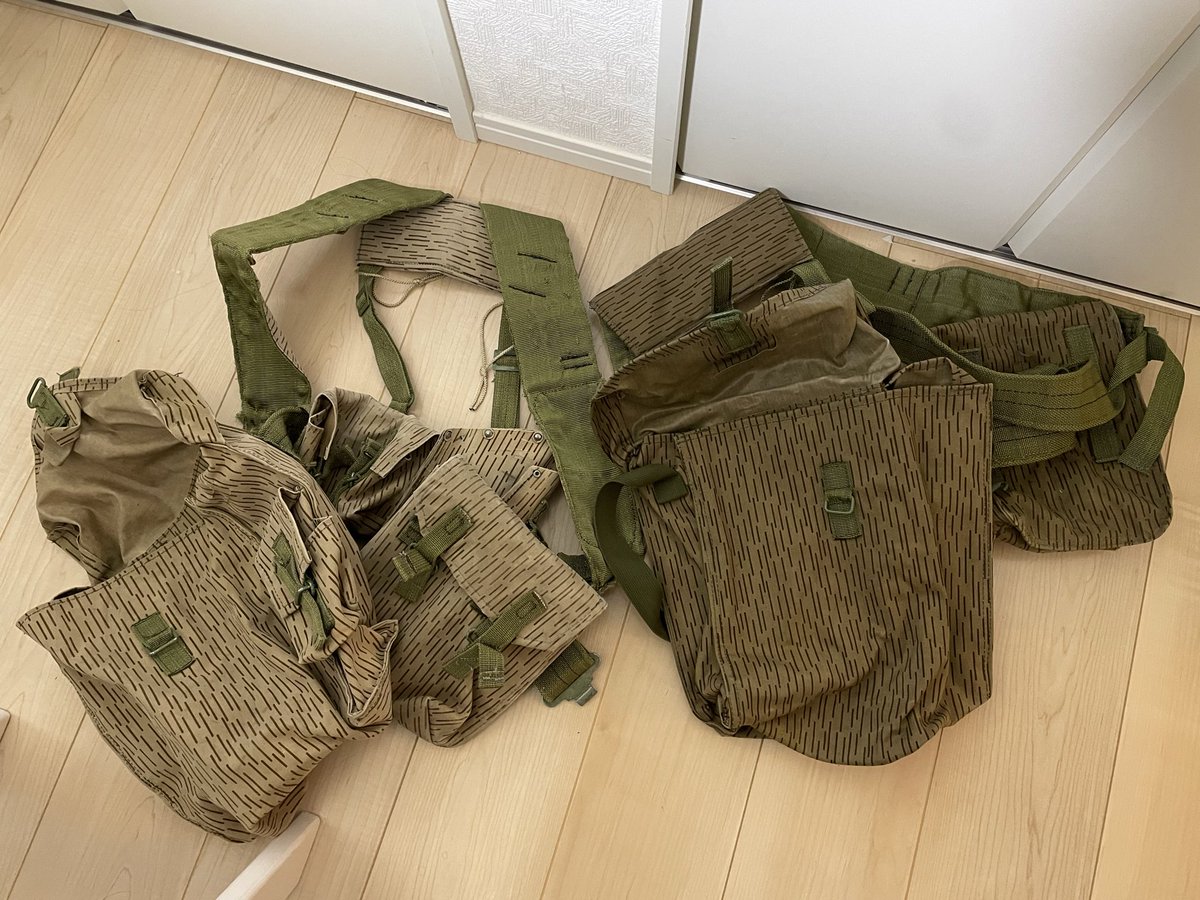 🌅Happy new year 🎍

装備品整理してたら常用してる東独装備が予備の未使用品と比較してだいぶ色抜けてて白っぽくなっててびっくり
服はそうでもないから装備類は抜けやすいっぽいね
UTVのスコップカバーの予備が無いので確保しなきゃ