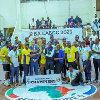 IkirihoSPORTS's tweet photo. 🔹Un moteur d’espoir pour la jeunesse
La reconnaissance du sport #Burundi-ais agit comme un puissant levier de motivation. Elle met en lumière des talents longtemps méconnus et inspire une jeunesse ambitieuse, prête à saisir sa chance et à porter haut les couleurs nationales.6/n https://t.co/oKeNxD0YAH