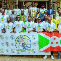 IkirihoSPORTS's tweet photo. 📲 Le sport s’affirme plus que jamais comme un levier stratégique de développement, d’unité et de rayonnement pour le #Burundi . 7/n @BurundiFF https://t.co/TKXlvgwMuA
