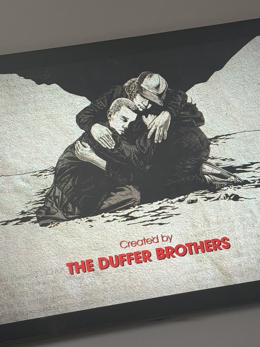 Quizá la última temporada haya sido lo que ha sido, pero…. Ha sido un buen viaje 🫡 <a href="/Stranger_Things/">stranger things</a>