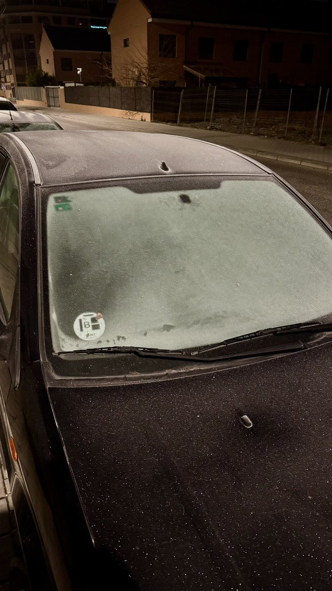 MeteoExplora's tweet image. 🧊 Mañana fría y con escarcha en Rivas-Vaciamadrid, en torno -1°C a primera hora.
#Rivas #Madrid #Frío #Invierno2026 #enero2026