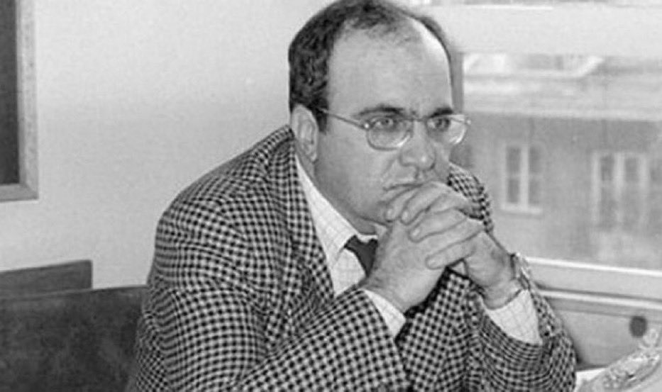 Uğur Mumcu: "PKK’nın yurtdışındaki kendi yayınlarını inceledim. İlk kez ikinci Cumhuriyet fikrini ortaya atan Abdullah Öcalan’ın bizzat kendisi olduğunu gördüm. Çünkü, Türkiye gibi bir ülkede devleti kuran siyasal düşünce Atatürkçülüktür. Bu düşünceyi, bu yollarla yıpratmak da