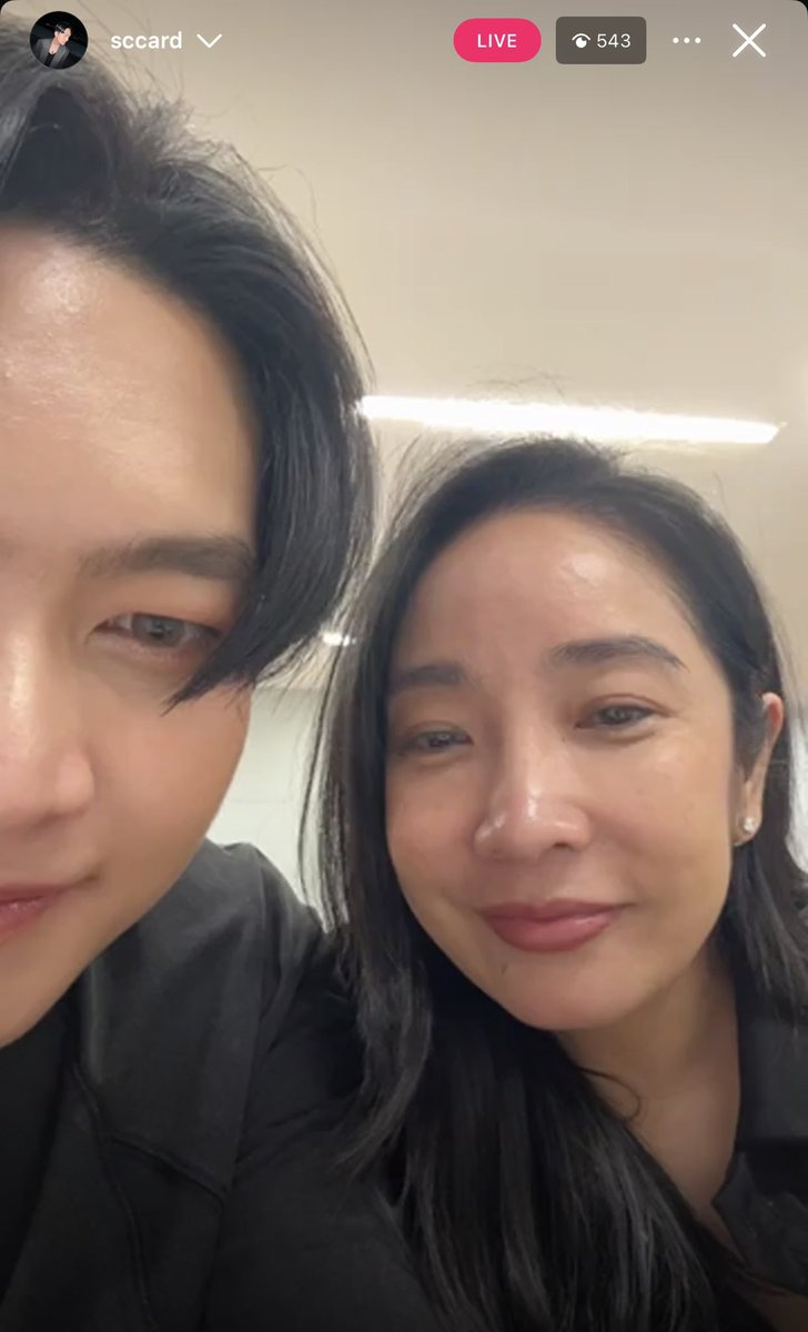 อย่างที่แอคนึงพูด คสพของมัน 2คนเป็นสิ่งที่ไม่มีใครสามารถยื่นมือเข้าไปแตะได้เลย กระทั่งครอบครัว ผู้ใหญ่ คนรอบข้าง ยังทำได้แค่เฝ้ามองดูอยู่ห่างๆ ตอนแรกงงว่าทำไมพี่ๆไม่คุยไม่หาทางแก้ แต่ใครจะรู้อาจเพราะทุกคนรอบตัวเค้าให้เกียรติครสของทั้งคู่มากๆ เมื่อวานมันเลยเหมือนปลดล็อคกันทั้งหมด