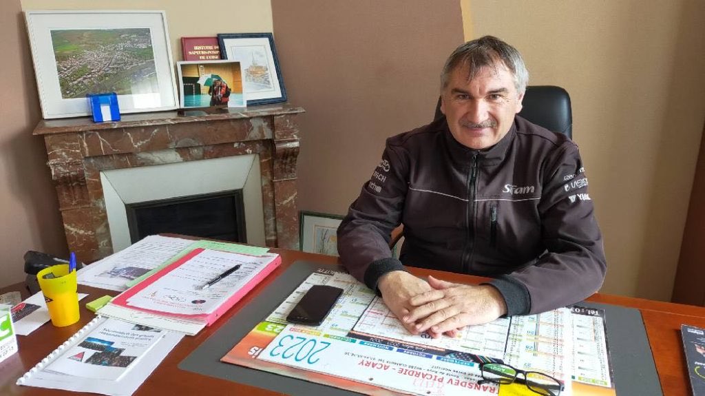 LBleuBlancRouge's tweet image. Une aberration judiciaire de plus.. 😤

Un maire condamné pour avoir tenté d’arrêter un rodéo urbain. 🙄

Romuald Seels, maire sans étiquette de Venette (commune de environ 2 700 habitants dans l'Oise, près de Compiègne), a été condamné le 12 décembre 2025 par le tribunal de…