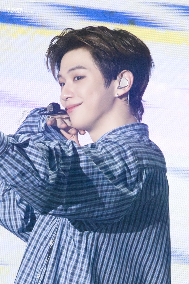 DanikScope's tweet image. 🐰

 - [HQ] 251214 KANGDANIEL FAN CONCERT [RUNWAY : WALK TO DANIEL] Day2 #강다니엘 #KANGDANIEL